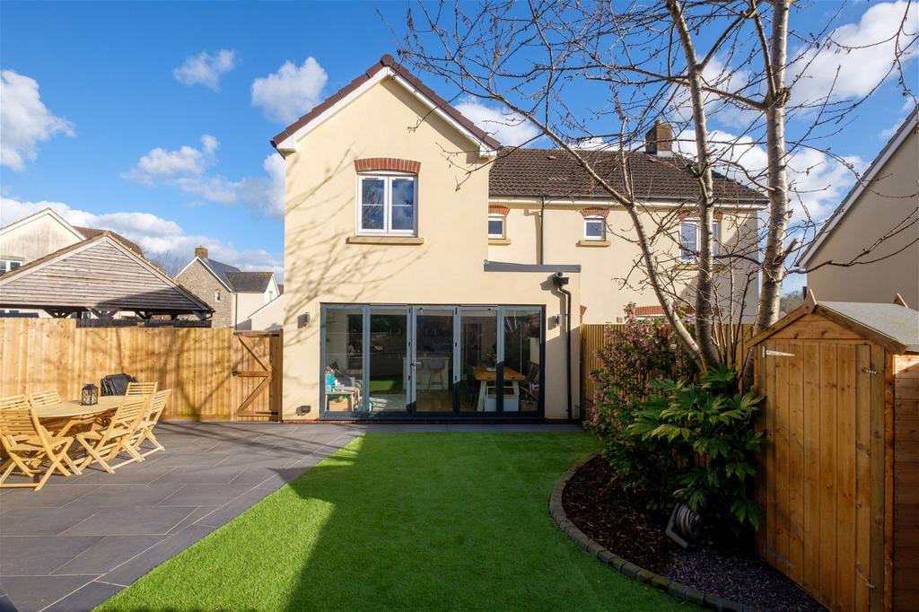 Dairy Way, Chew Stoke 4 bed semidetached house for sale £475,000