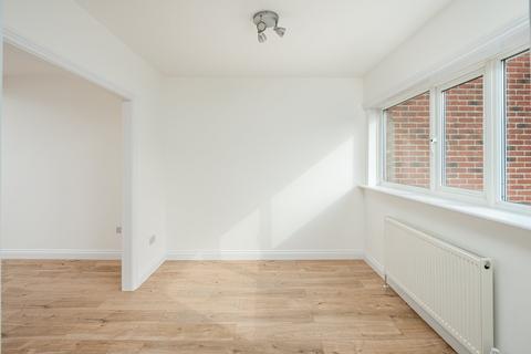 undefined, Priestley Road, Mitcham CR4