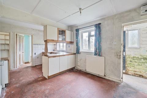 3 bedroom semi-detached house for sale - Swindon,  Wiltshire,  SN4