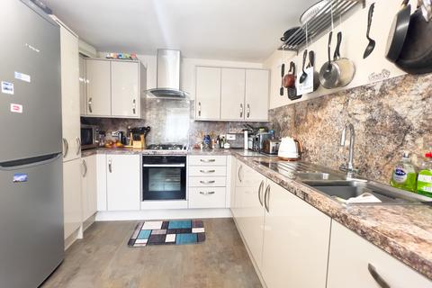 4 bedroom end of terrace house for sale - Clermont Close, Patchway, Bristol, Gloucestershire, BS34