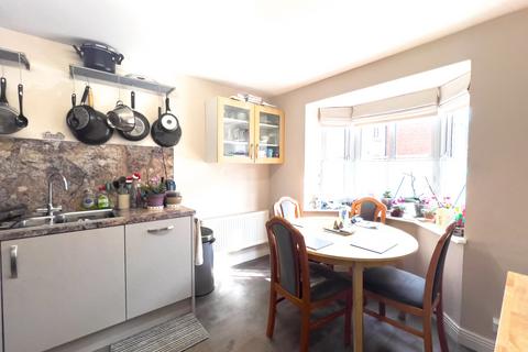 4 bedroom end of terrace house for sale - Clermont Close, Patchway, Bristol, Gloucestershire, BS34