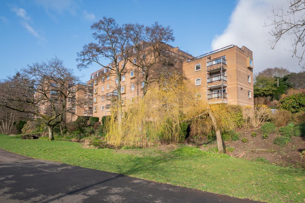 Park Manor, Crieff PH7 2 bed apartment for sale £230,000
