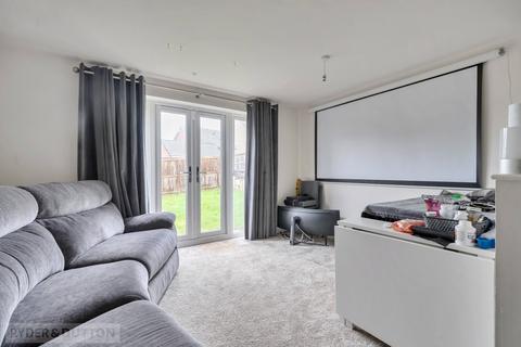 4 bedroom end of terrace house for sale - Greencroft Lane, Hattersley, Hyde, Tameside, SK14