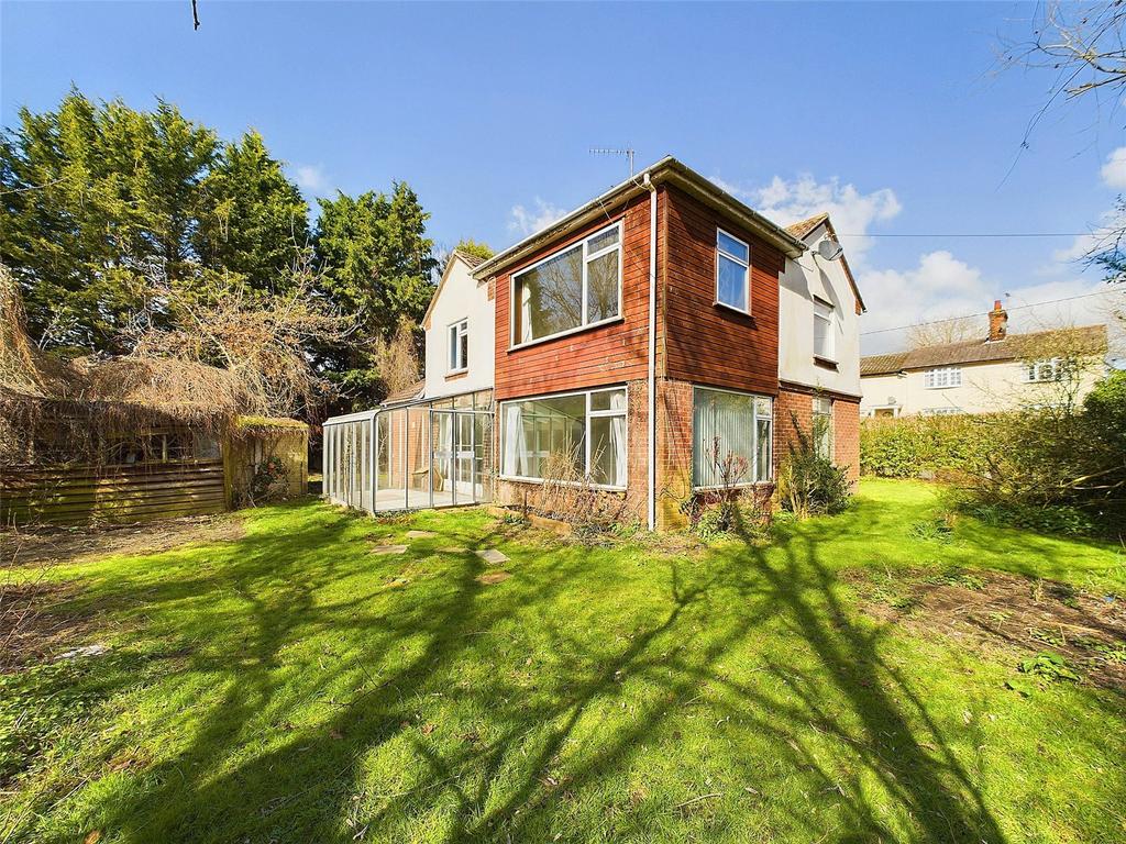 Church Hill, Kelvedon, Essex, CO5 4 bed detached house for sale £800,000