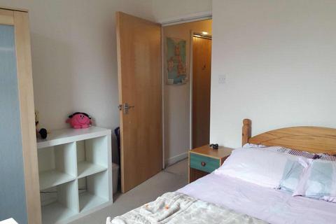 2 bedroom property to rent, Bristol BS3