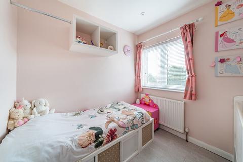 69 Ashby Avenue, Chessington, KT9 2BT
