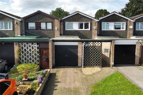 3 bedroom terraced house for sale, Coombe Court, West Berkshire RG19