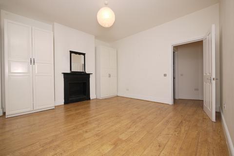 2 bedroom flat for sale, Thistlewaite Road, E5