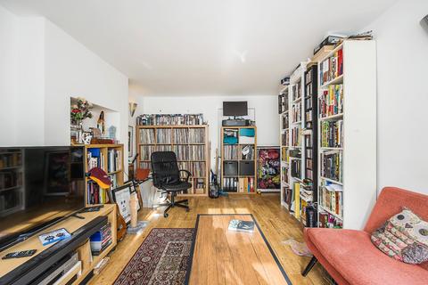 1 bedroom flat for sale, Thistlewaite Road, London, E5