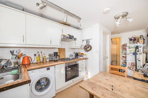 1 bedroom flat for sale, Thistlewaite Road, London, E5