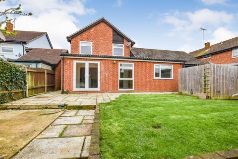 3 bedroom link detached house for sale, Seagers, Great Totham