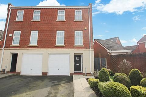 3 bedroom semi-detached house for sale - Holmecroft Chase, Westhoughton, BL5