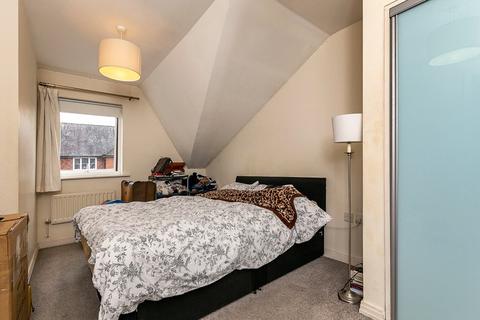 2 bedroom apartment for sale, Brighton Road, REDHILL, Surrey, RH1