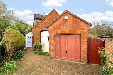3 bedroom bungalow for sale - Watford, Hertfordshire WD25