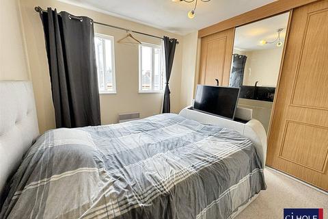 undefined, London Road, Gloucester, GL1