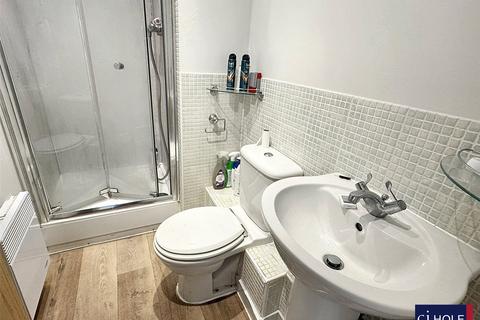undefined, London Road, Gloucester, GL1
