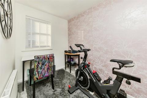 17 Abington Close, Crewe, CW1 3TL