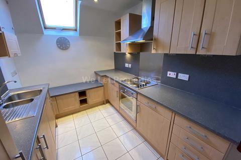 2 bedroom apartment to rent - Spath Road, Manchester M20