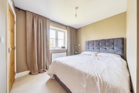 3 Mill Meadow, Ducklington, Witney, OX29 7AY