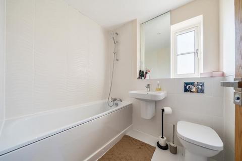3 Mill Meadow, Ducklington, Witney, OX29 7AY