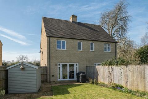 3 Mill Meadow, Ducklington, Witney, OX29 7AY