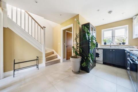 3 Mill Meadow, Ducklington, Witney, OX29 7AY