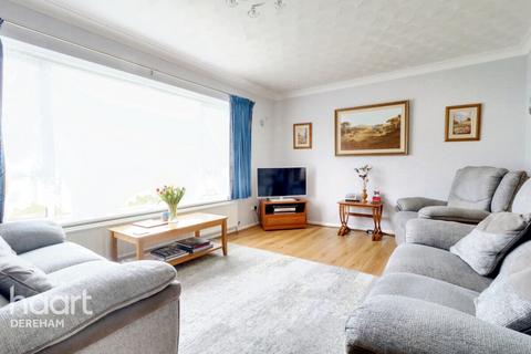 27 Bellmere Way, Saham Toney, Thetford, IP25 7HA