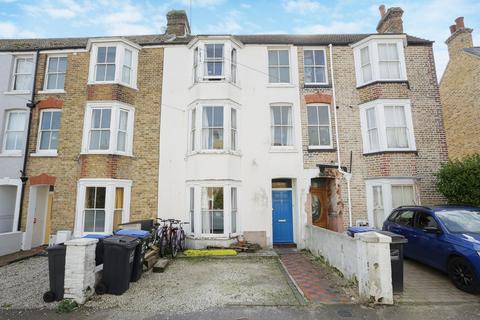 4 bedroom townhouse for sale, Alexandra Road, Broadstairs, CT10