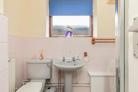 11 Broadbridge Lane, Smallfield, Horley, RH6 9RE