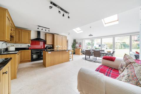 18 Bereweeke Way, Winchester, SO22 6BJ