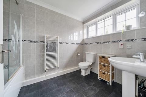 18 Bereweeke Way, Winchester, SO22 6BJ