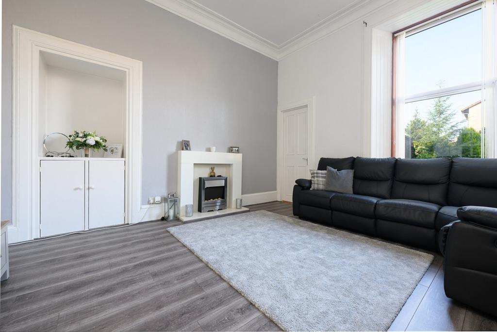 Brisbane Street, Greenock, PA16 2 bed flat for sale £120,000