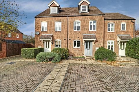 3 bedroom terraced house for sale - Beckett Gardens, Bramley, Tadley, Hampshire, RG26