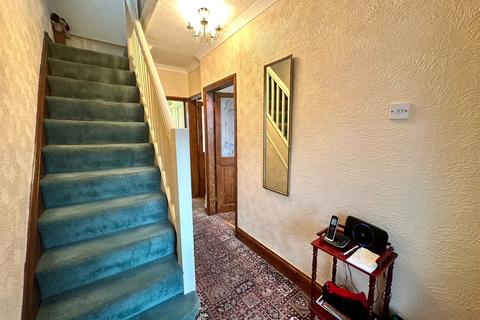 4 bedroom semi-detached house for sale, Blackburn Avenue, Wolverhampton WV6