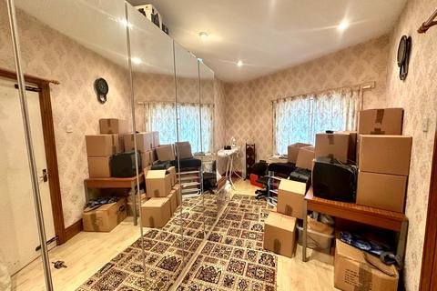 18 Blackburn Avenue, Wolverhampton, WV6 9JS
