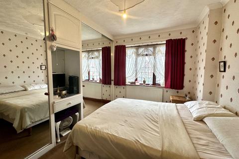 18 Blackburn Avenue, Wolverhampton, WV6 9JS