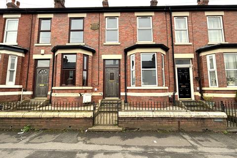 2 bedroom terraced house for sale, Mottram Road, Hyde