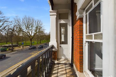 3 bedroom apartment to rent - Wolverton Mansions, Ealing, London, UK, W5