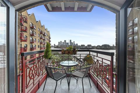 2 bedroom apartment for sale, Wapping Wall, London, E1W