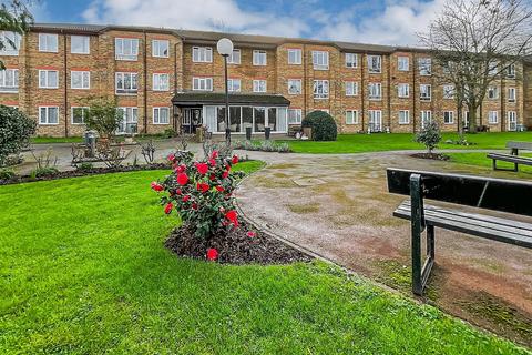 1 bedroom flat for sale, Cambridge Road, Wanstead