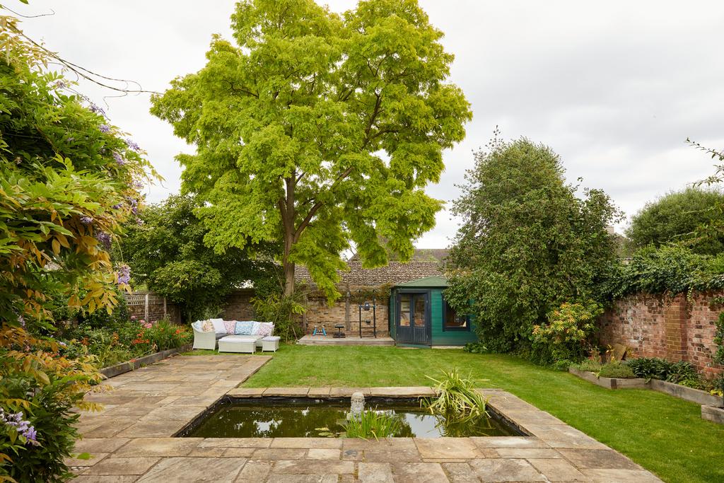 169231 - 230811 Inigo Gentleman's Row, Enfield ...