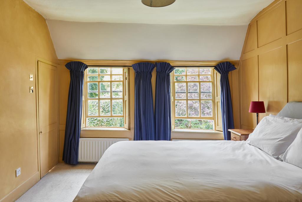 169307 - 230811 Inigo Gentleman's Row, Enfield ...