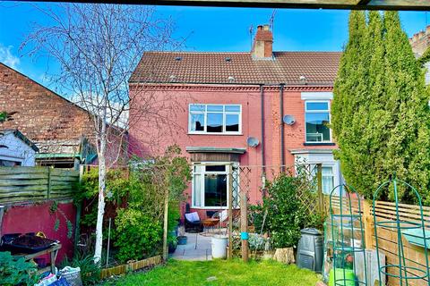2 bedroom end of terrace house for sale - Princes Road, Hull HU5