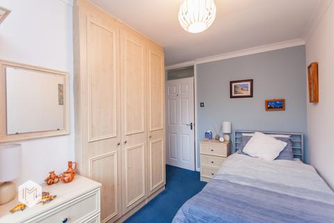 29 Ashdown Drive, Bolton, BL2 3AX