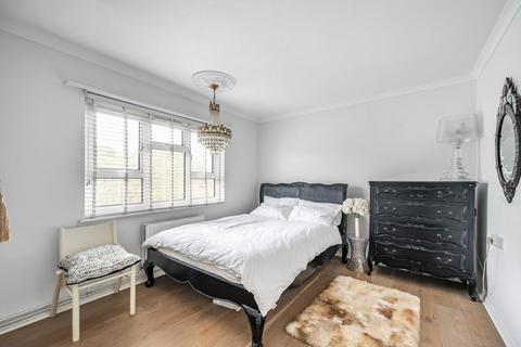 1 bedroom flat for sale, Ellesmere Road, Chiswck