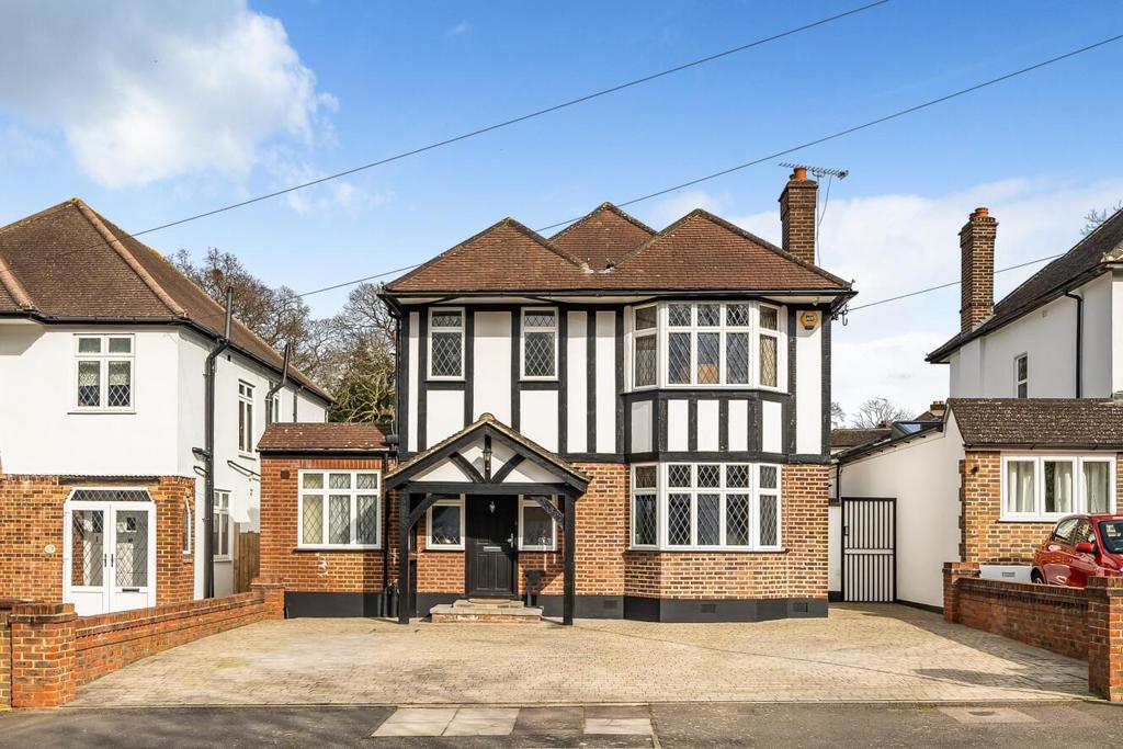 Copse Avenue, West Wickham 5 bed detached house for sale £1,350,000