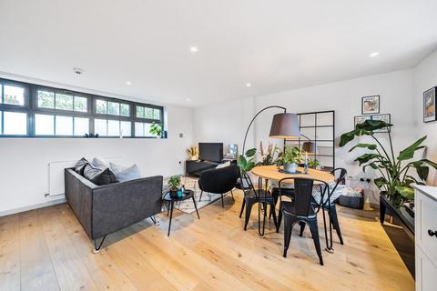 1 bedroom flat for sale - Dukes Mews, Muswell Hill