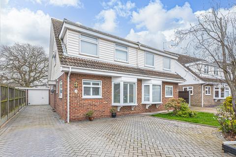 41 Broadlands, Benfleet, SS7 3BD