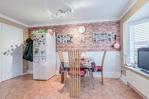 41 Broadlands, Benfleet, SS7 3BD