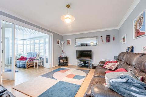 41 Broadlands, Benfleet, SS7 3BD